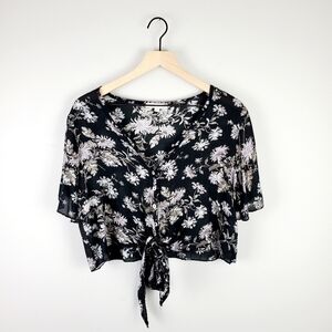 Don’t Ask Why American Eagle Floral Crop Tie Front One Size